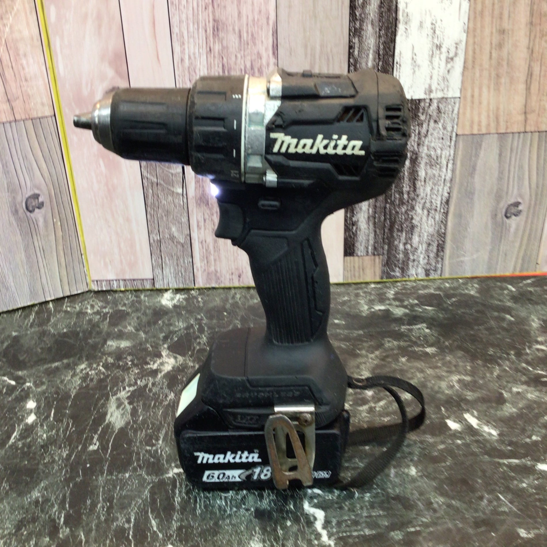 ☆マキタ(makita) コードレスドリルドライバー DF484DRGX【八潮店
