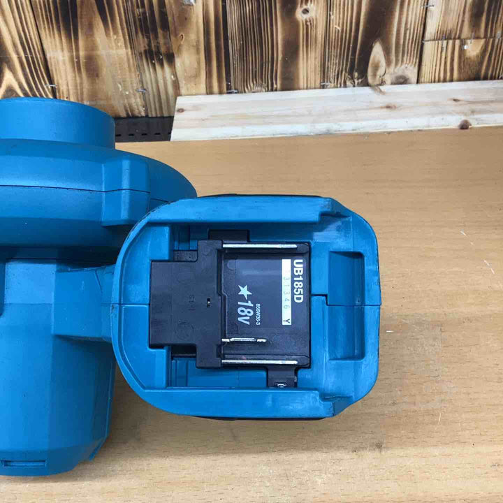 ★マキタ(makita) コードレスブロワ UB185DZ【越谷店】
