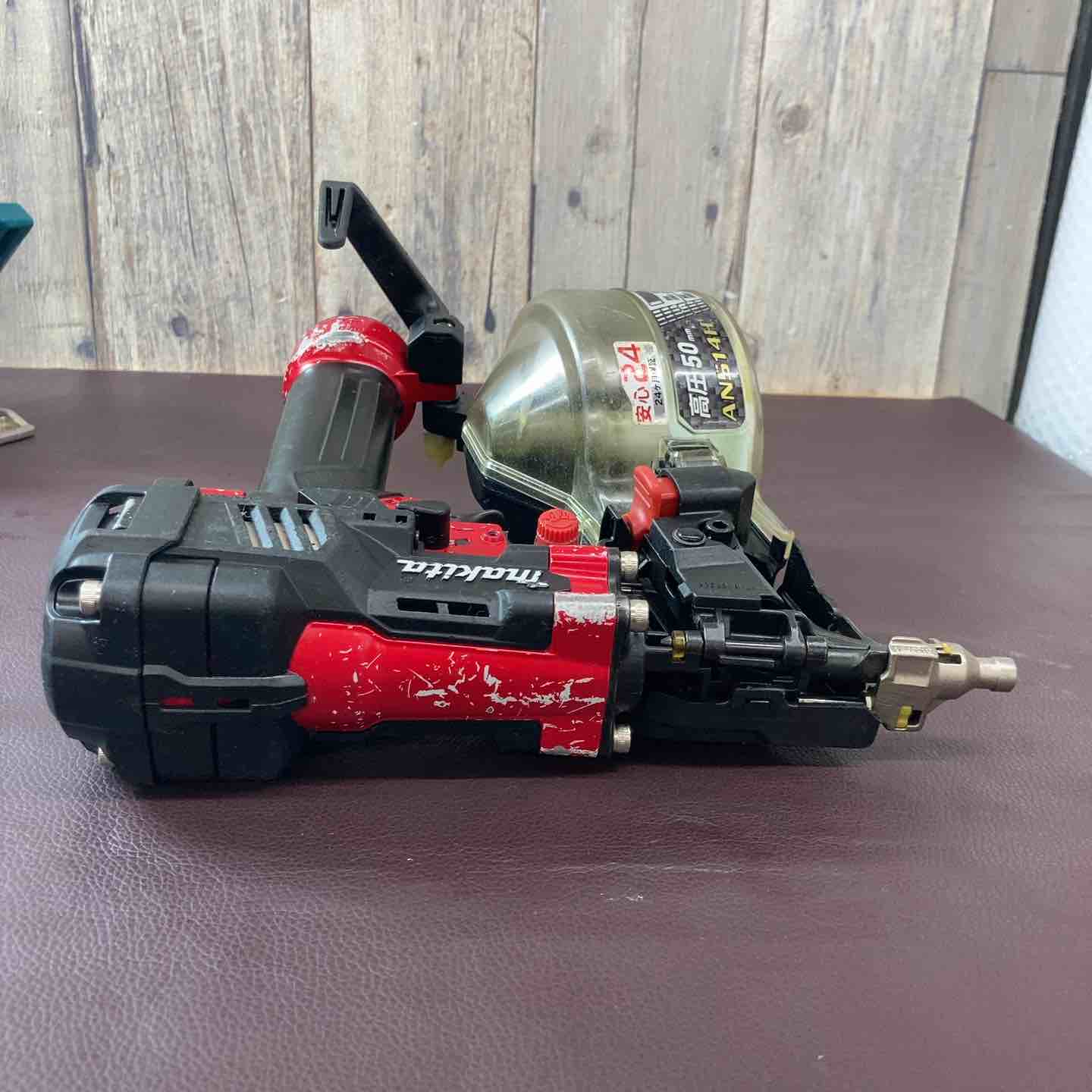 中古品】 マキタ(makita) 高圧エア釘打ち機 AN514H 【東大和店