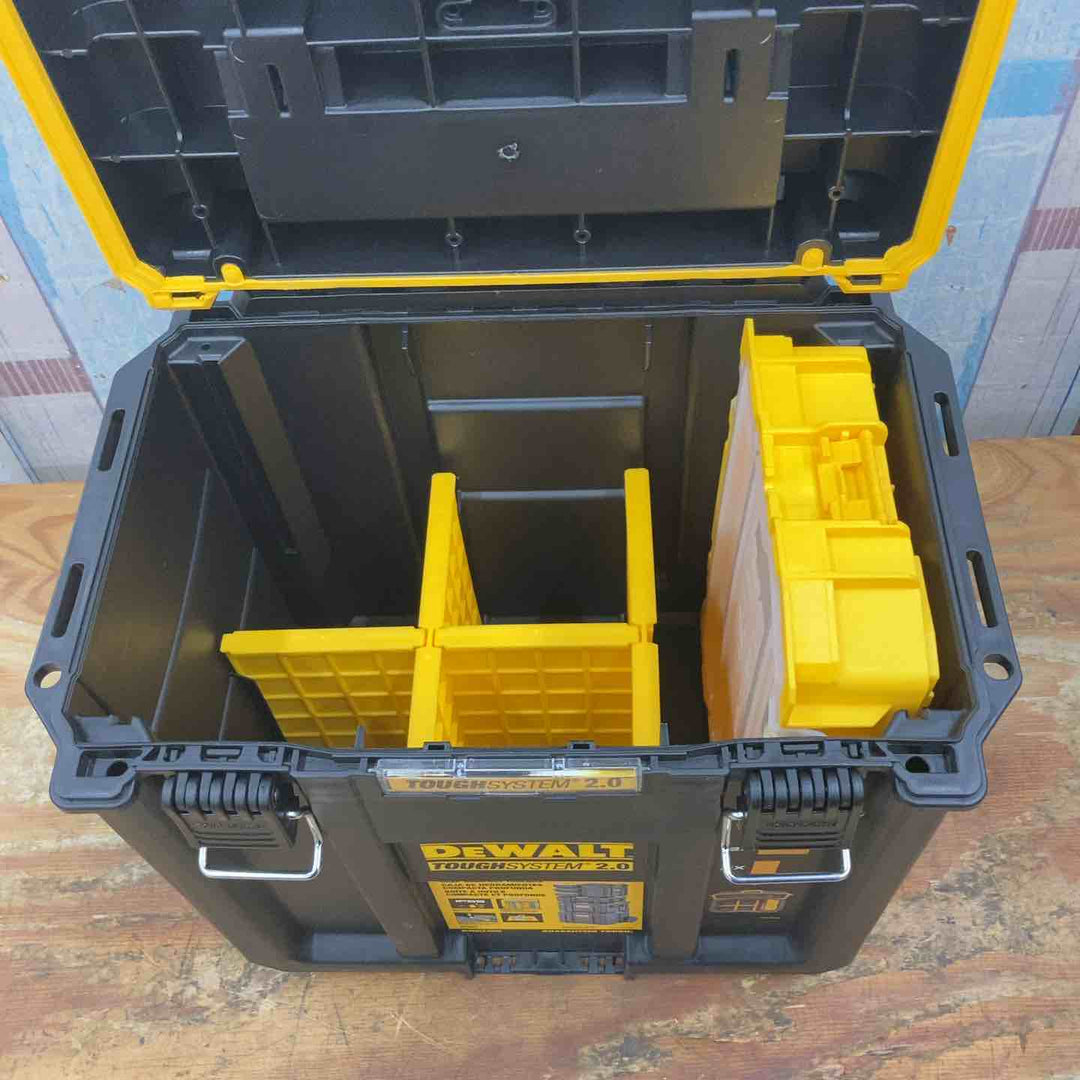 ◇デウォルト(DEWALT) タフシステム2.0 収納ボックス スタンダードBOX ハーフサイズ 工具箱 収納ケース ツールボックス IP65 坊塵 防水 設計 アウトドア DWST08035-1【柏店】