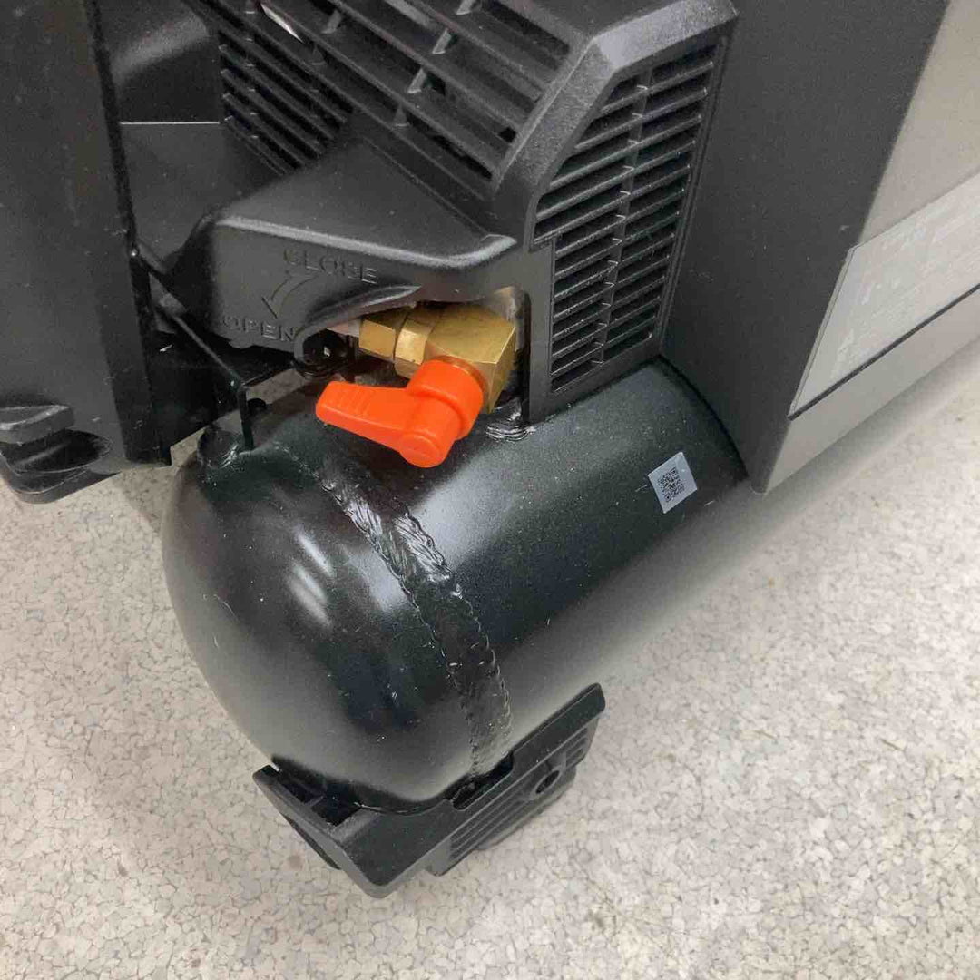 【中古品】★マックス(MAX) エアコンプレッサー AK-HH1310E_ブラック【八潮店】