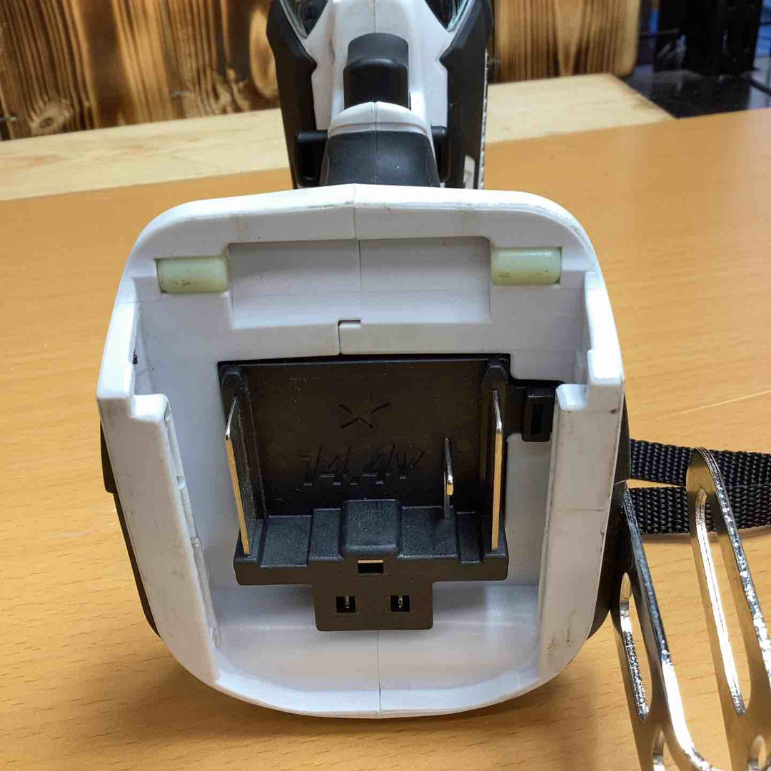 ★マキタ(makita) コードレスインパクトドライバー TD138DRFXW【越谷店】