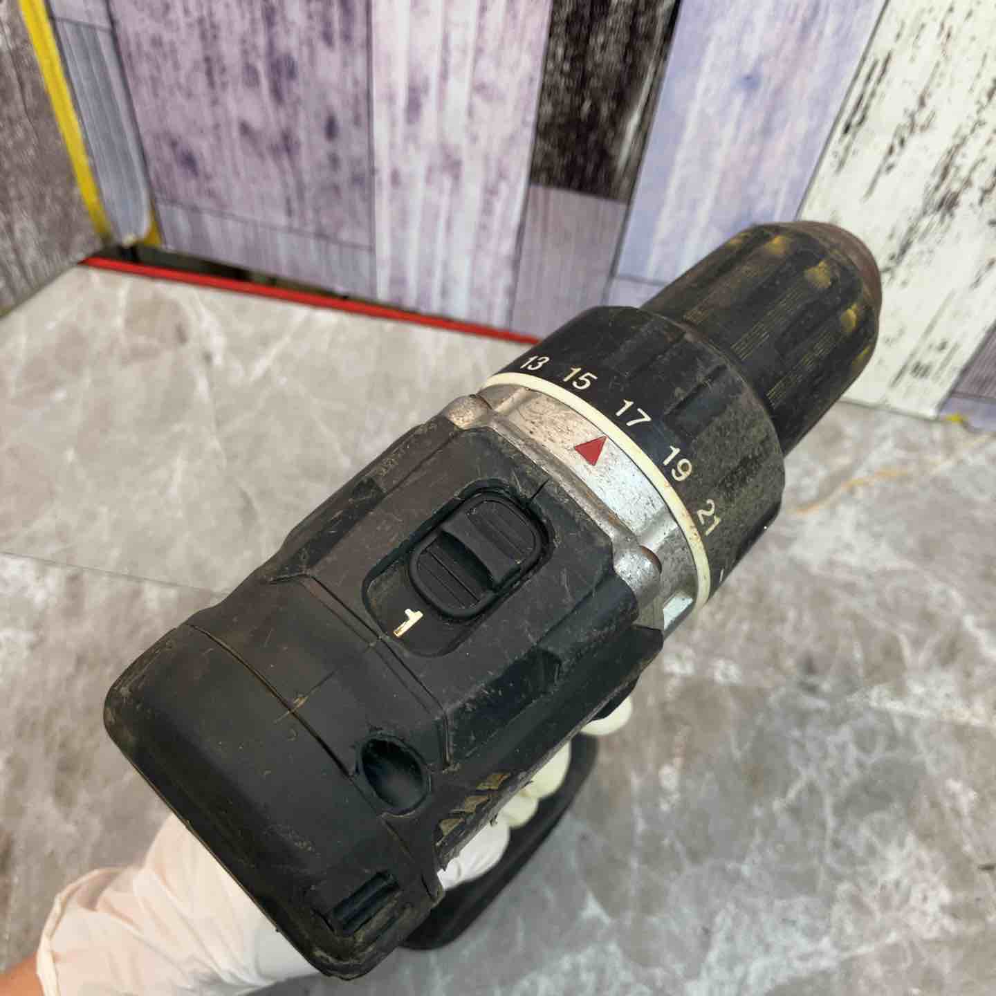 ☆マキタ(makita) コードレスドリルドライバー DF484DZB【八潮店