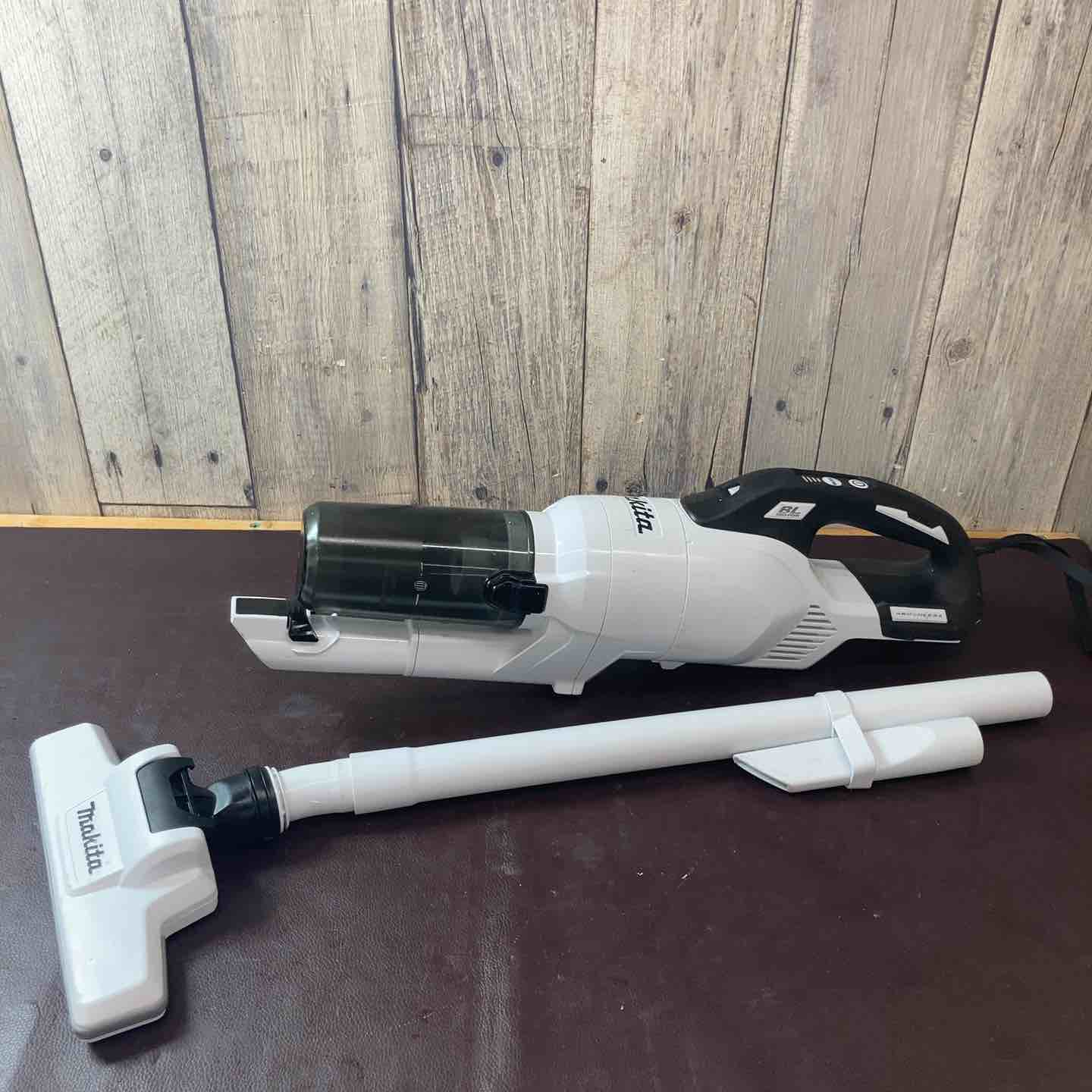 中古品】マキタ(makita) コードレスクリーナー CL286FDZW 掃除機【東大