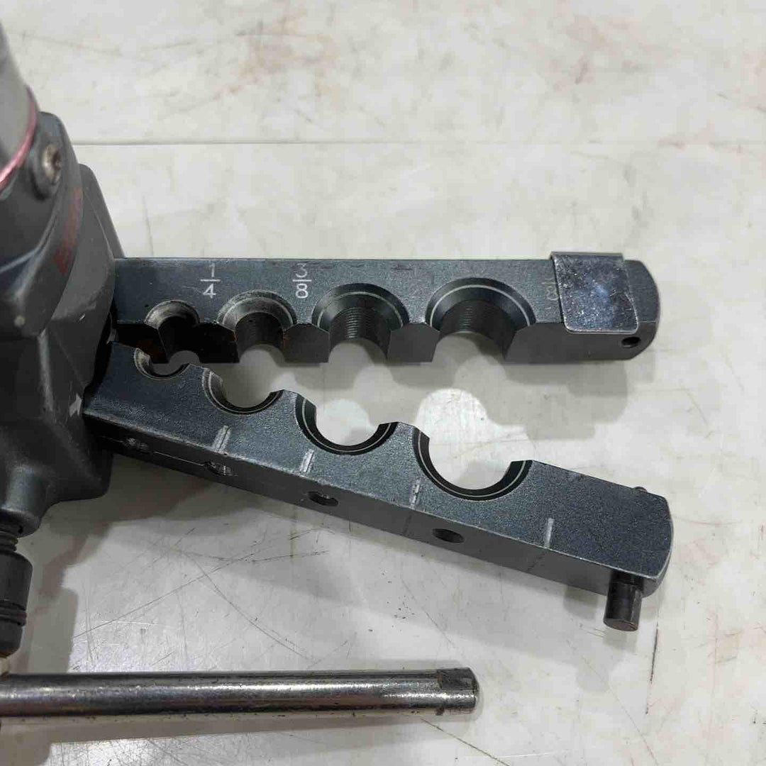 ◇BBK(文化貿易工業) 超軽量フレアツール(シリンダー付) 700-DPC【川口店】