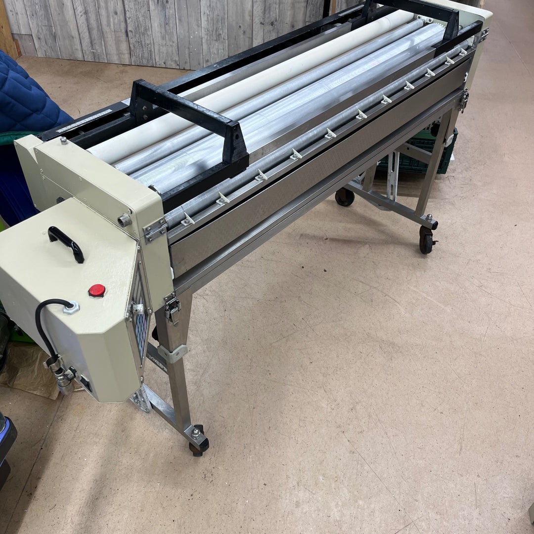 【中古現状品/店頭受取り限定】◇極東産機 自動クロス糊付け機 Hiβ Light-2【東大和店】