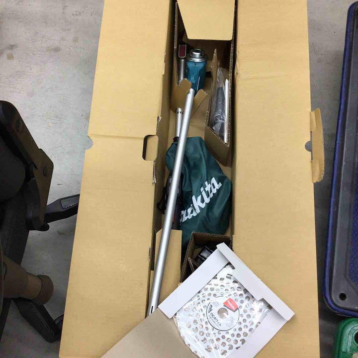 【未使用品】☆マキタ(makita) コードレス草刈機 MUR191LDRG【戸田店】