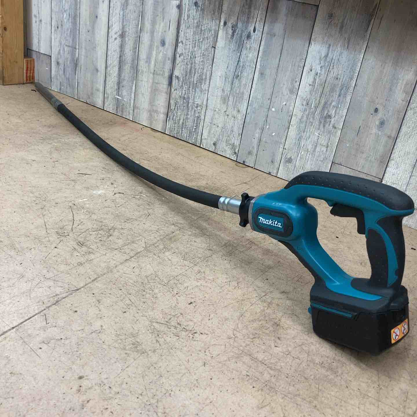 マキタ makita VR250D コンクリートバイブレーター【リライズ野田愛宕店】【店頭取引限定】【中古】管理番号：ITSNYN1MOGEG 2026年最新】Yahoo!オークション -マキタコンクリートバイブレータの