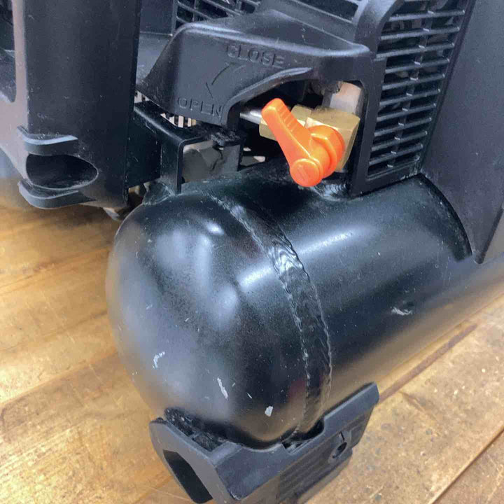 特価！【動作良好】★マックス(MAX) エアコンプレッサー AK-HH1310E_ブラック【所沢店】