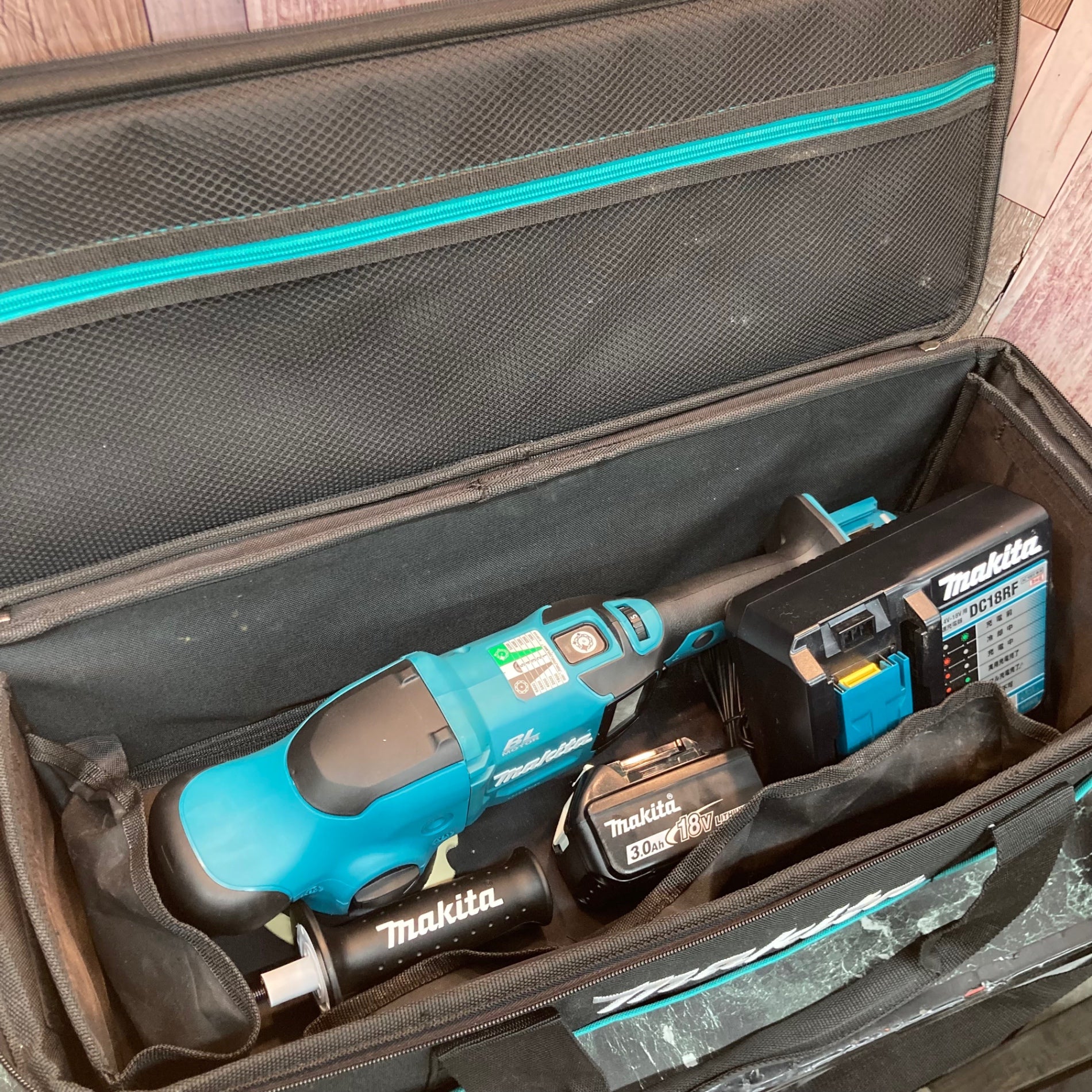 ☆マキタ(makita) コードレスランダムオービットポリッシャ ☆マキタ(makita) コードレスランダムオービットポリッシャ