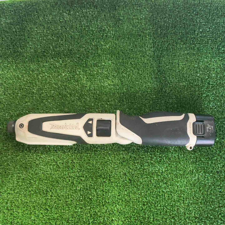 ◇マキタ(makita) コードレスペンインパクトドライバー TD021DZW【草加店】
