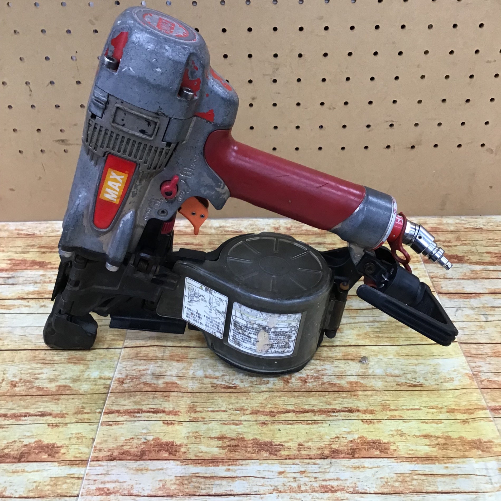 ☆マックス(MAX) 高圧エア釘打ち機 HN-65Z1【川崎店】 – アクト ☆マックス(MAX) 高圧エア釘打ち機 HN-65Z1【川崎店】 – アクト