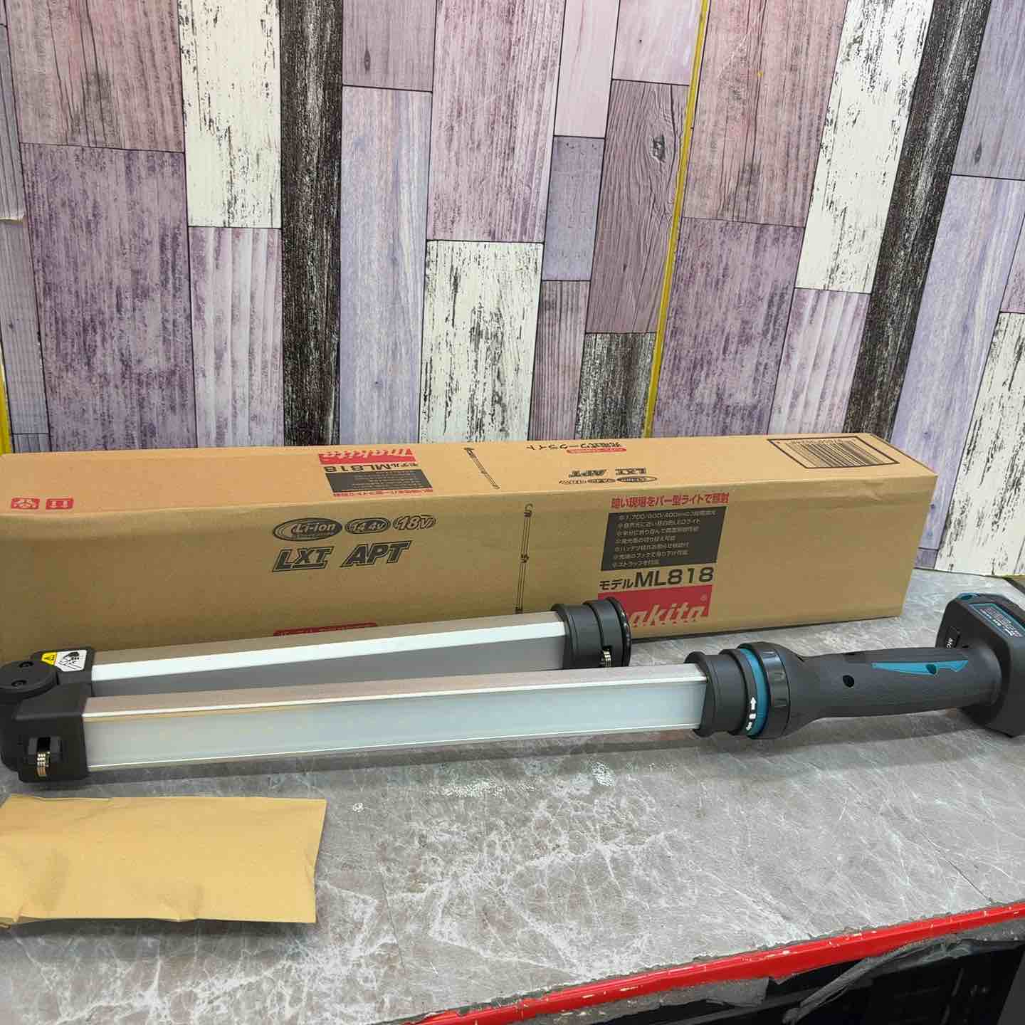 ☆マキタ(makita) コードレスLEDライト ML818【八潮店】 – アクト