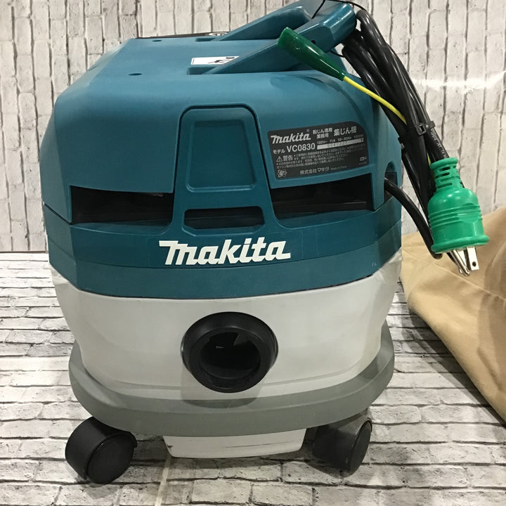 ★マキタ(makita) 集じん機 乾式 VC0830【川口店】