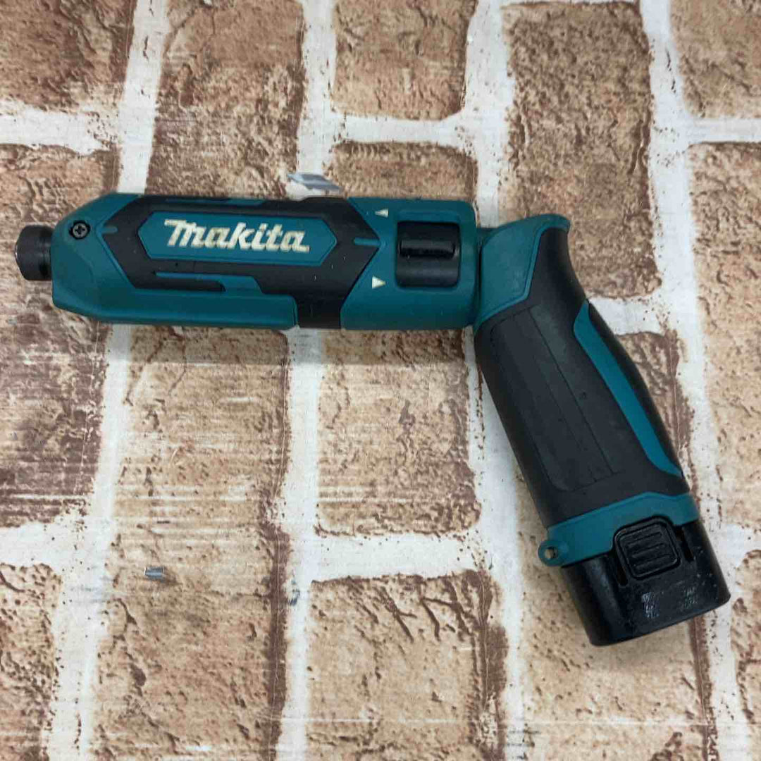 ★マキタ(makita) コードレスペンインパクトドライバー TD022DSHX【所沢店】