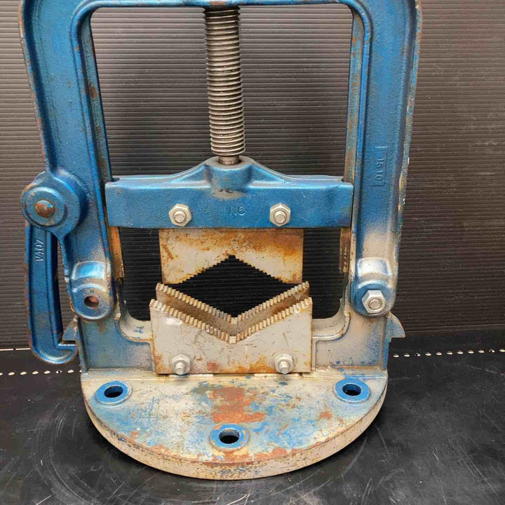 ＲＥＸ　パイプバイス　Ｎｏ．４　PV4【川越店】