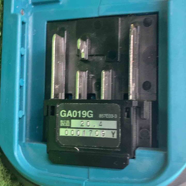 マキタ(makita) 100mmコードレスディスクグラインダ GA019GRMX 回転数	3000~8500(min-1)[回転/分] 動作確認済み【川越店】