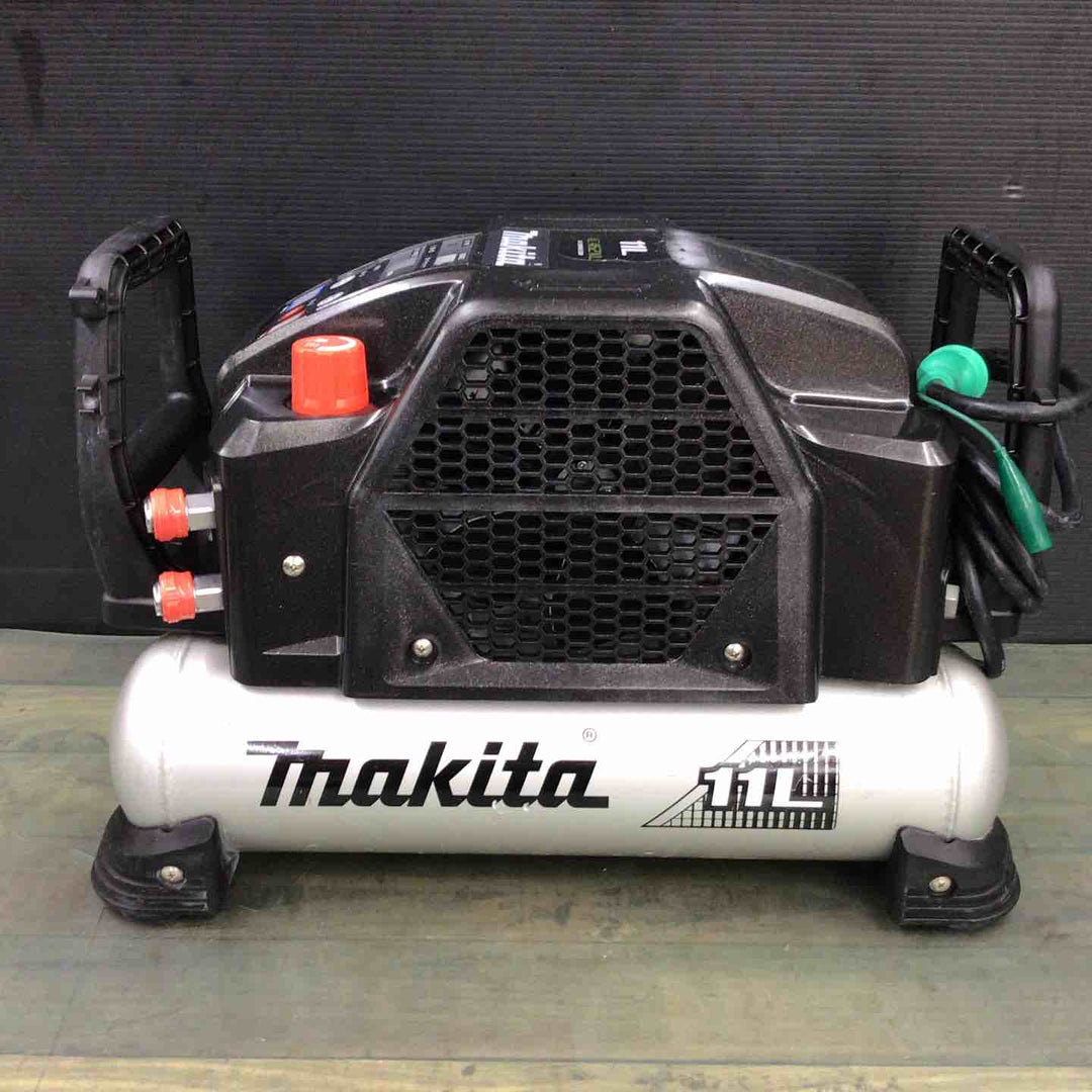 マキタ(makita) エアコンプレッサー AC462XLB 【東大和店】