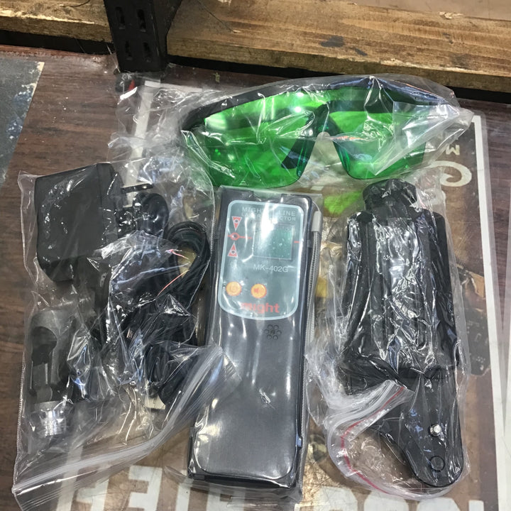 〇マイト工業(might) グリーンレーザー墨出し器 MGL-411GP 矩十字・横【草加店】