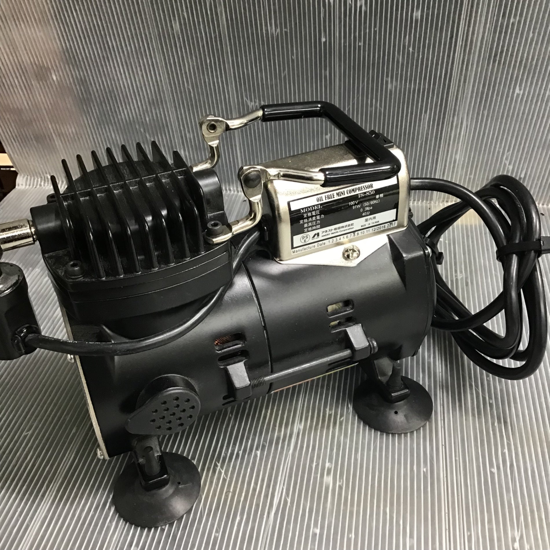 アネスト岩田 ミニコンプレッサー スプリントジェット IS-850 アネスト岩田 ミニコンプレッサー スプリントジェット IS-850