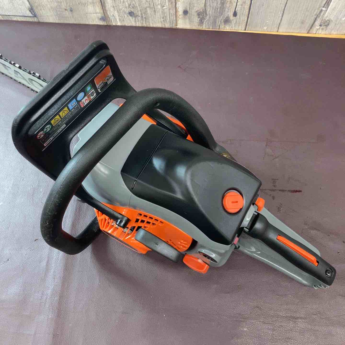 中古品】 HiKOKI(旧日立工機) エンジンチェンソー CS33EDTP(30) 【東大