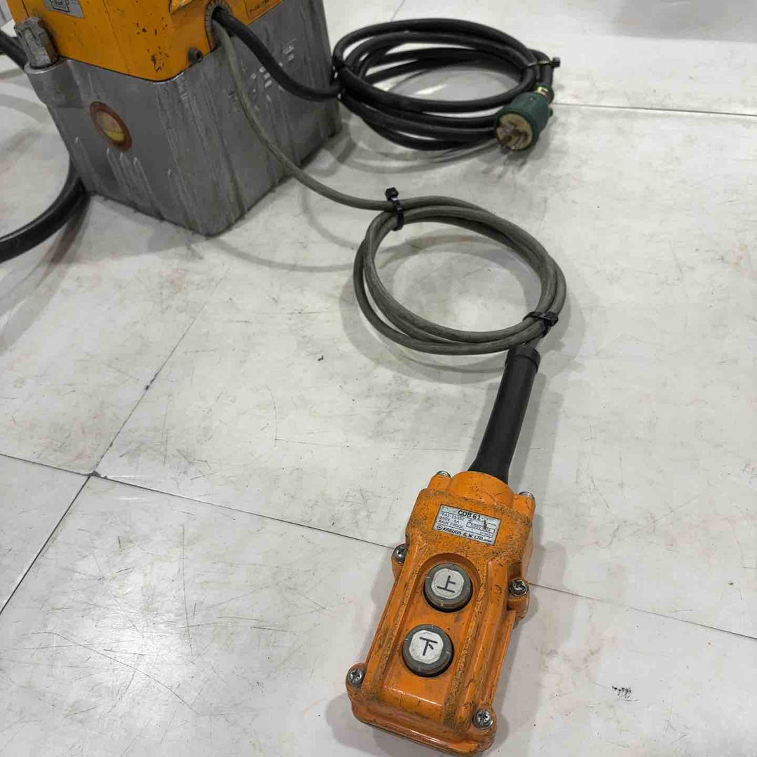 ◇泉精器(IZUMI) 電動リモコン式油圧ポンプ R14E-F【川口店】