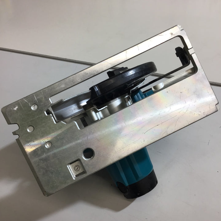 〇makita/マキタ 18Vコードレス丸ノコ XSS02【戸田店】