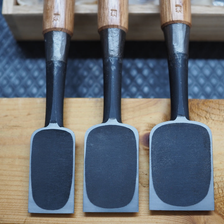 長期保管品 面取追入鑿　「左市弘」　 赤樫柄10本組【鴻巣店】