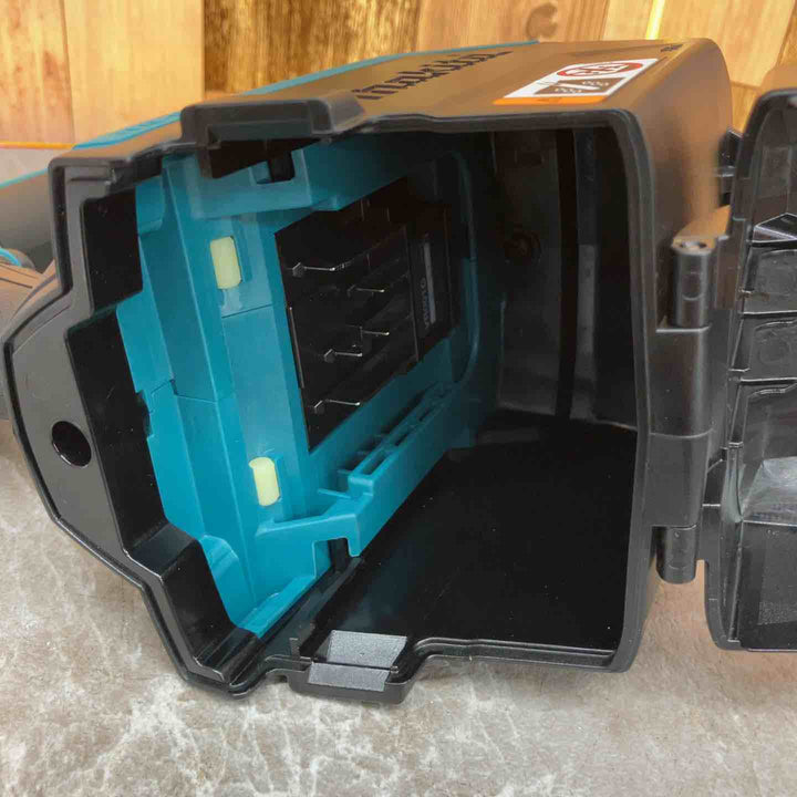 マキタ(Makita) 充電式コンクリートバイブレータ 40Vmax バッテリ・充電器別売 VR001GZ【八潮店】
