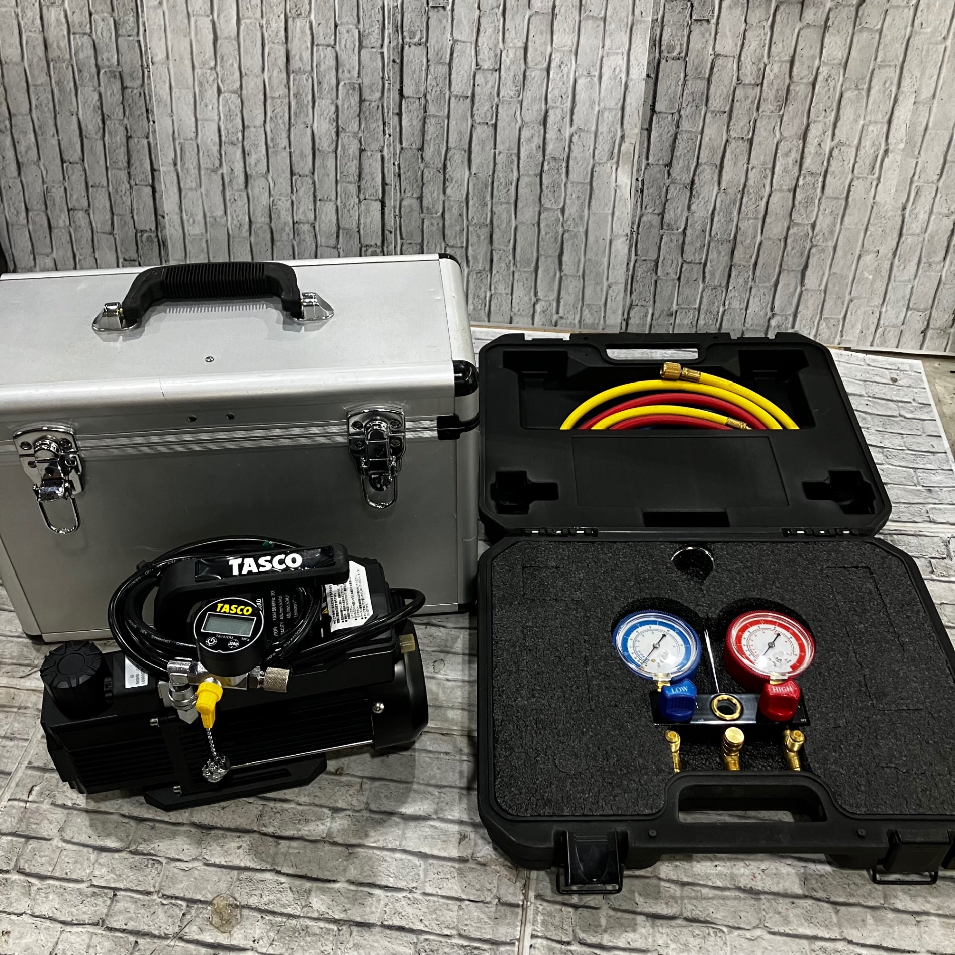 美品】タスコ(TASCO) 真空ポンプ TA150XD ゲージマニホールド デジタル