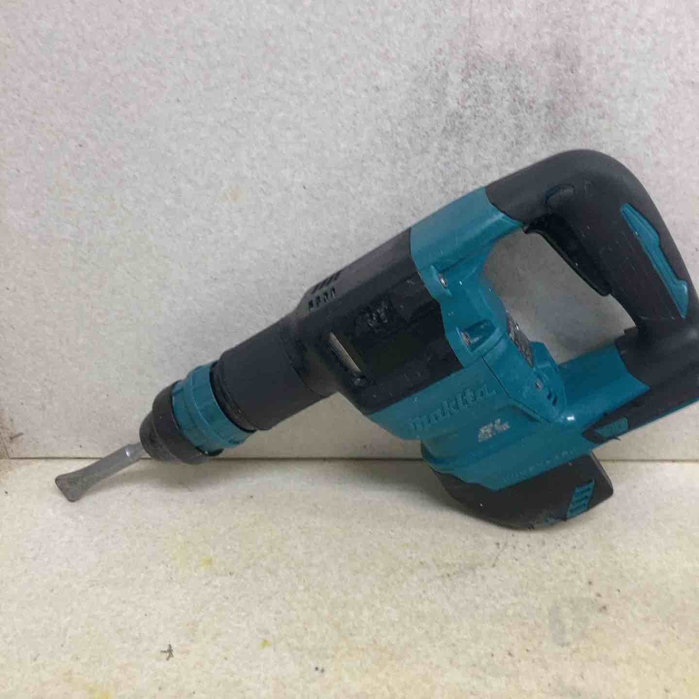 ★マキタ(makita) コードレスケレン HK180DZK【町田店】 マキタ(makita) コードレスケレン HK180DZK【町田店】 – アクトツール