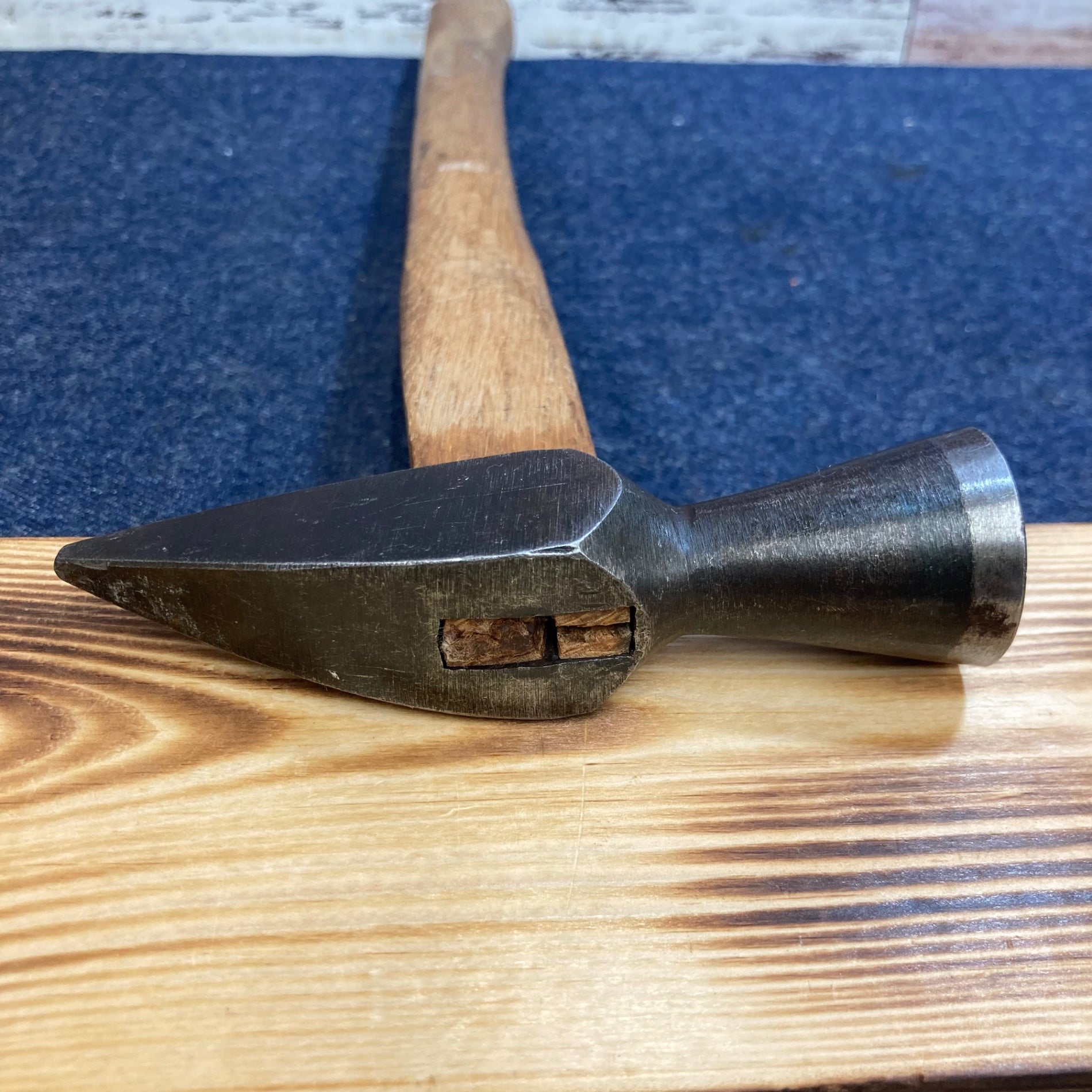 正行】舟手玄能 約396g(柄付き) 中古品【八潮店】 – アクト 正行】舟手玄能 約396g(柄付き) 中古品【八潮店】 – アクト
