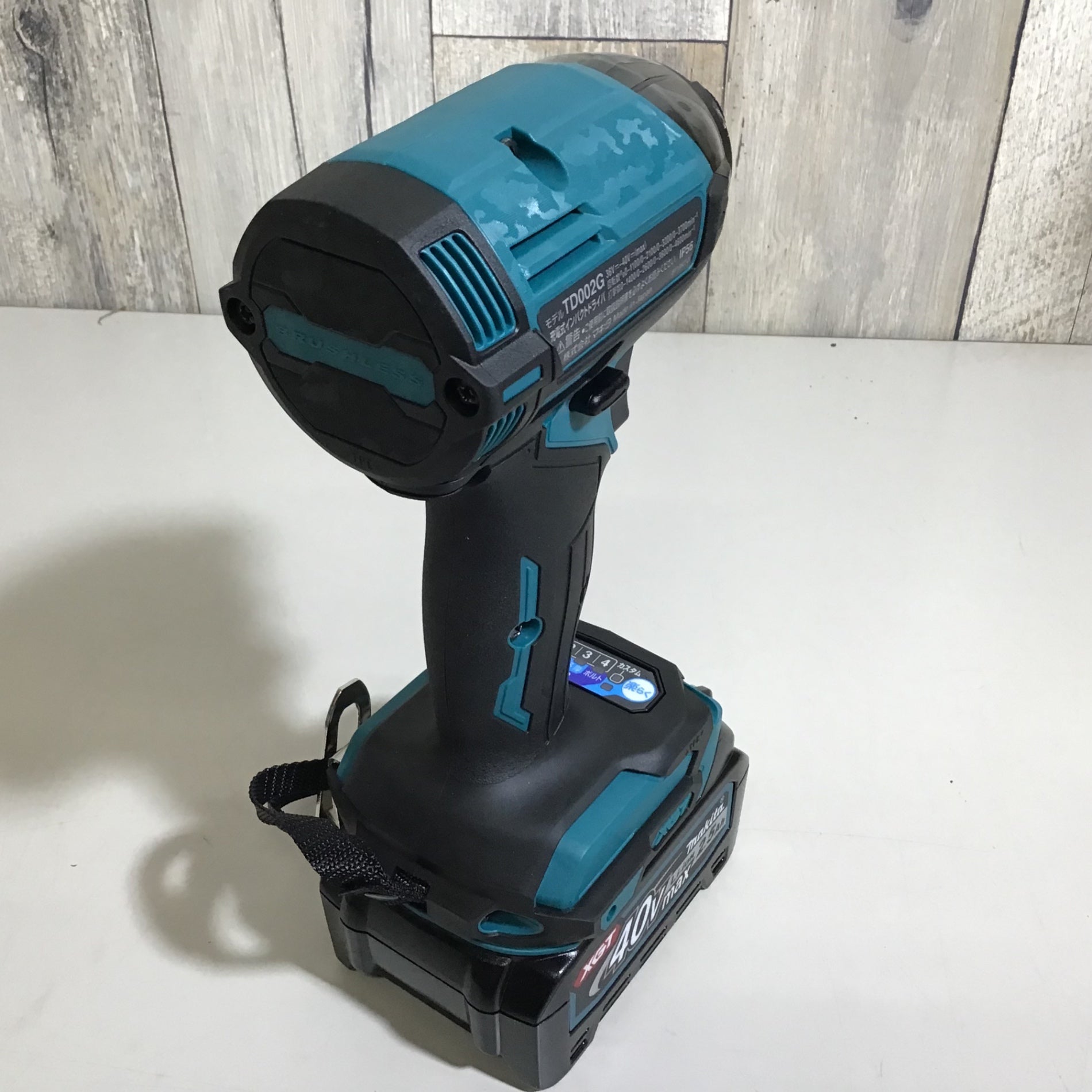 未使用品】☆送料無料☆ マキタ makita 40V コードレスインパクトドライバー TD002GRDX VESSELビット付【戸田店】 –  アクトツールオンラインショップ