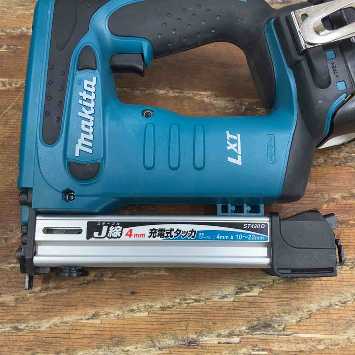 ☆マキタ(makita) 14.4V 4mm J線 コードレスタッカ ST420DRF【柏店】