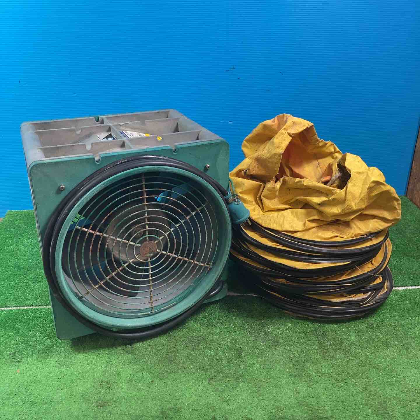 ◇エバラ(荏原製作所) 送風機 APM6 ポータブルファン 約4Mのダクト付き