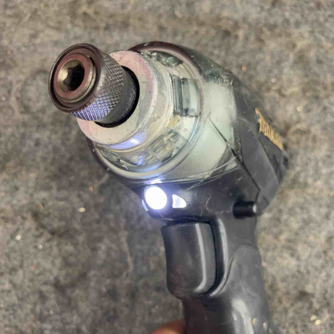 【現状品】★マキタ(makita) コードレスインパクトドライバー TD133DRFXB ケース(14.4V3.0Ahバッテリー*2[455][434]、充電器)【鴻巣店】