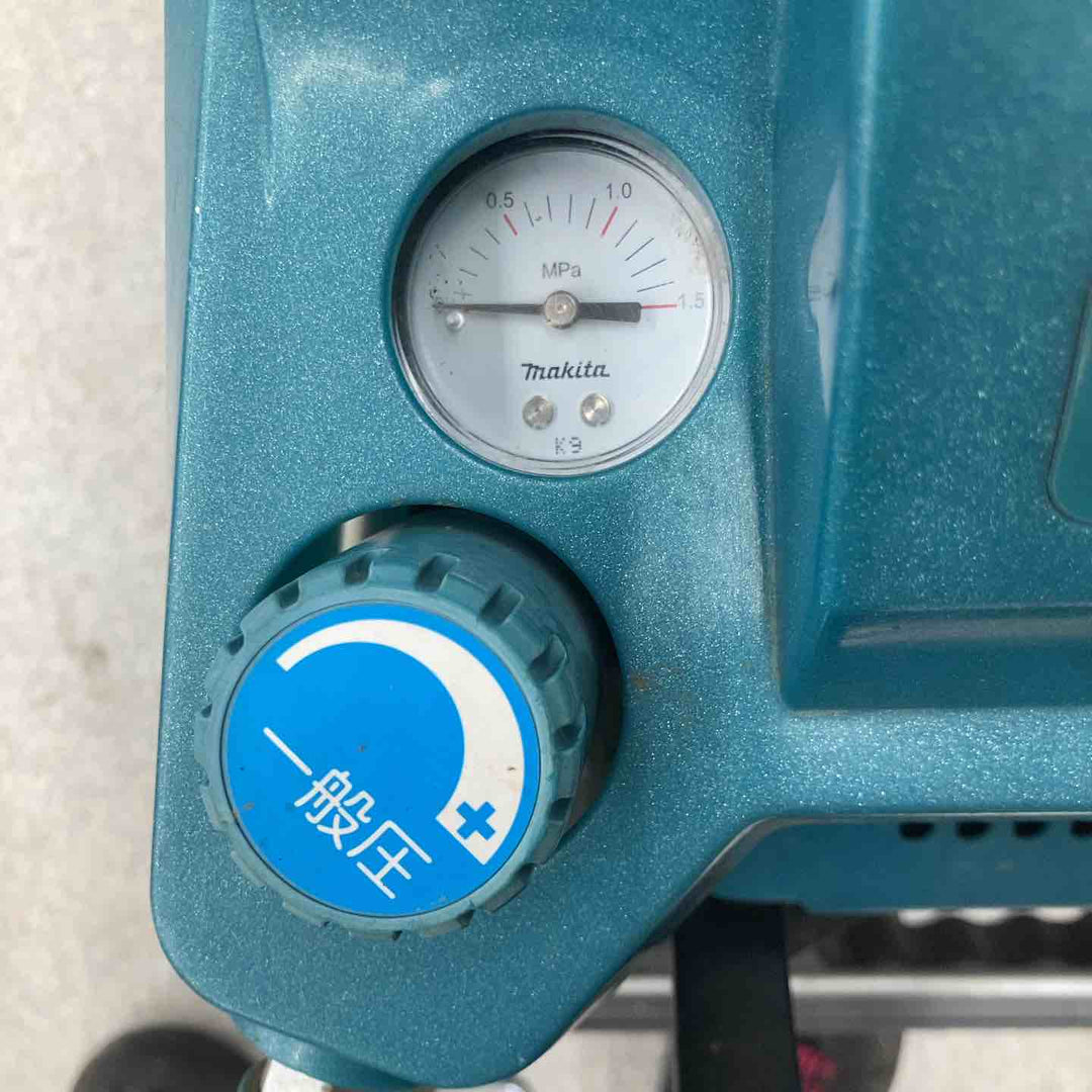★マキタ(makita) エアコンプレッサー AC461XL【八潮店】