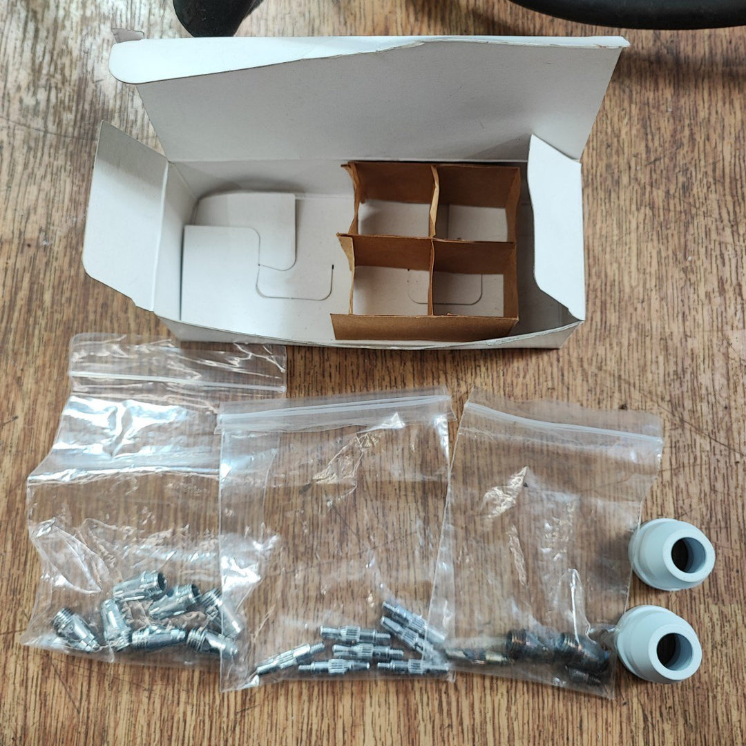 【店頭受取り限定】パナソニック TIG溶接機(プラズマ兼用)　YC-200TRC【岩槻店】