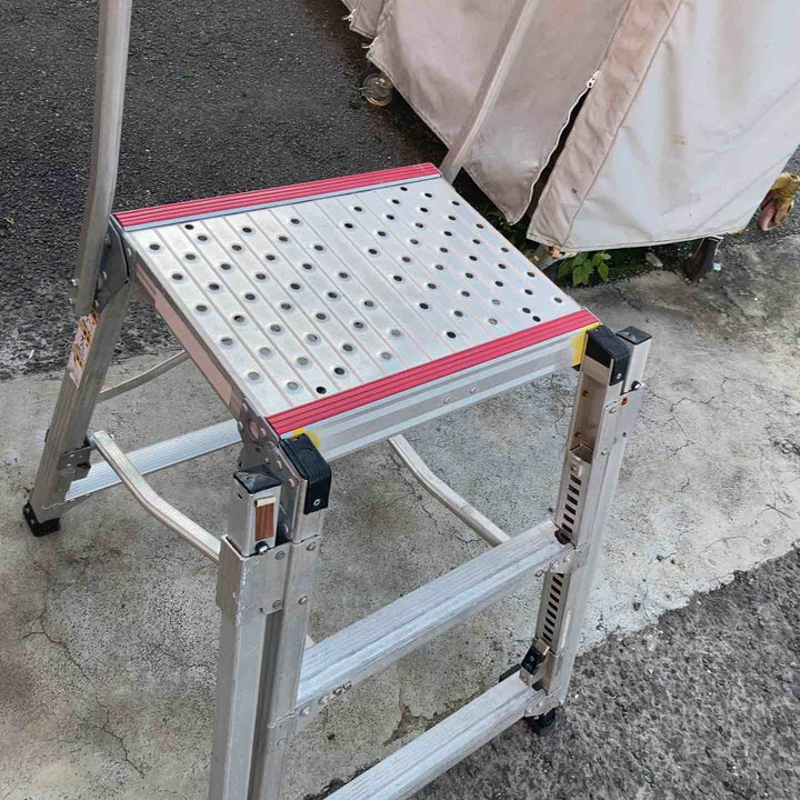 【店頭受取り限定】メーカー・型式不明 作業台 調整付き【柏店】