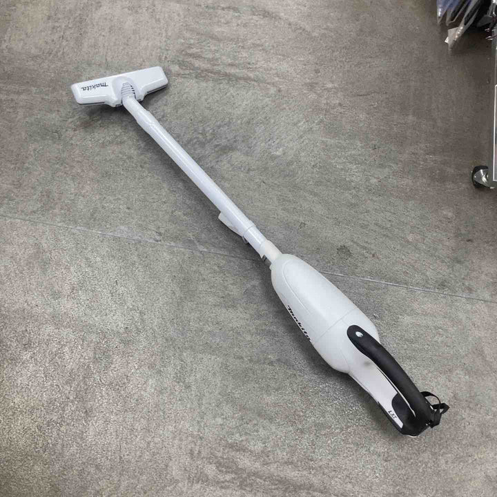 ◇マキタ(makita) コードレスクリーナー CL180FDZW【川崎店】