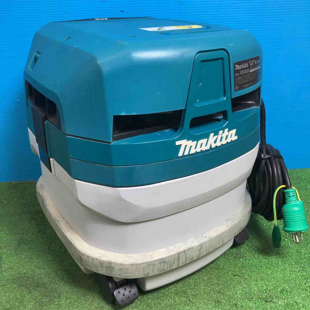 ★マキタ(makita) 集じん機 乾式 VC0830 連動機能【岩槻店】