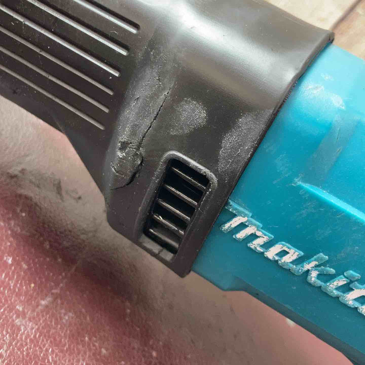 【中古品】★マキタ(makita) コードレスレシプロソー JR141DRF【東大和店】