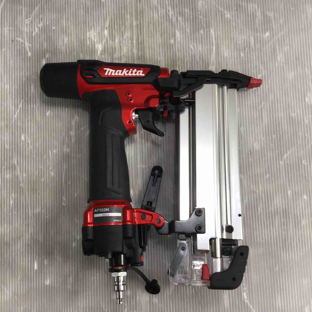 ★マキタ(makita) 高圧フィニッシュネイラ AF552H【草加店】