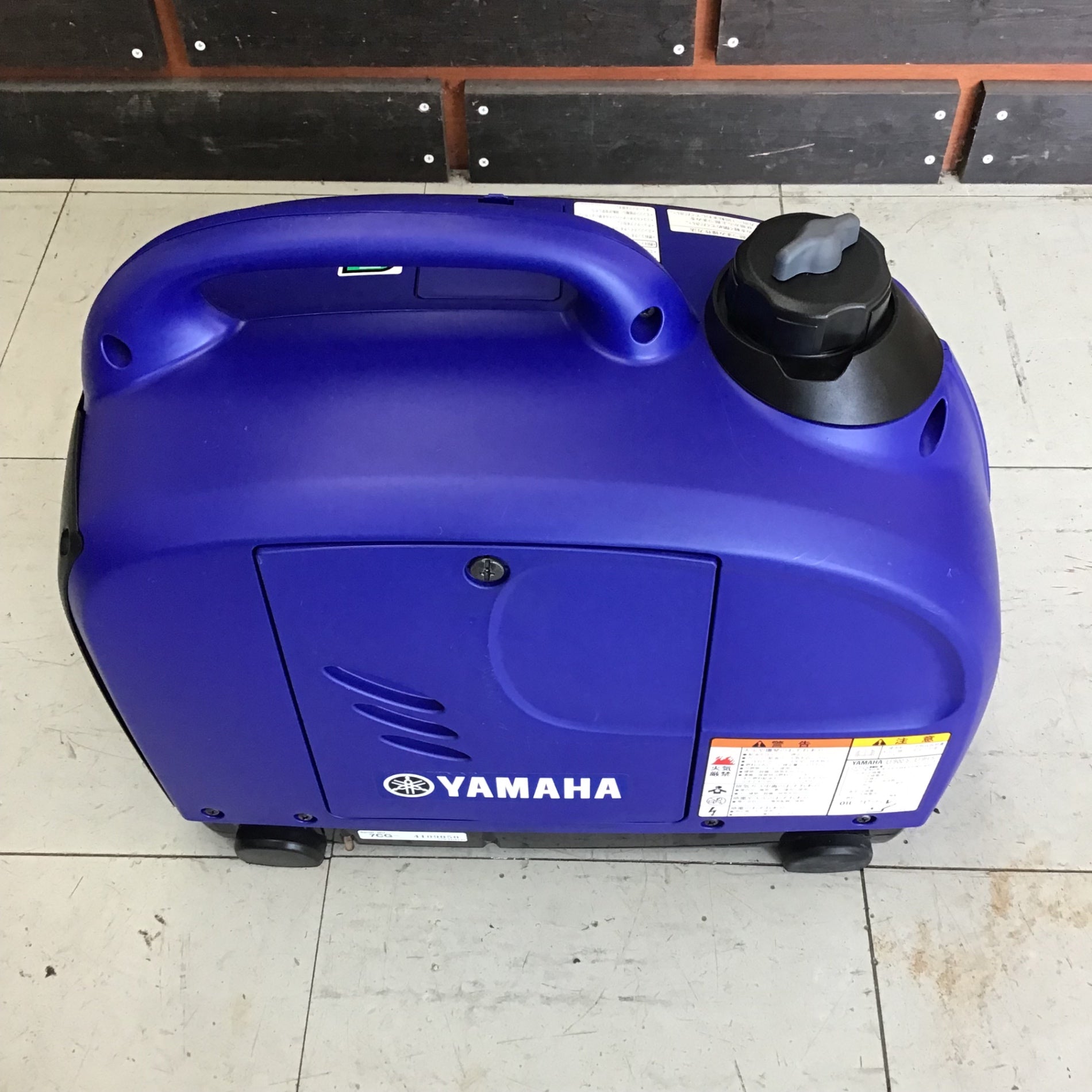 【中古美品】 ヤマハ/YAMAHA インバーター発電機・EF900iS 【鴻巣店】