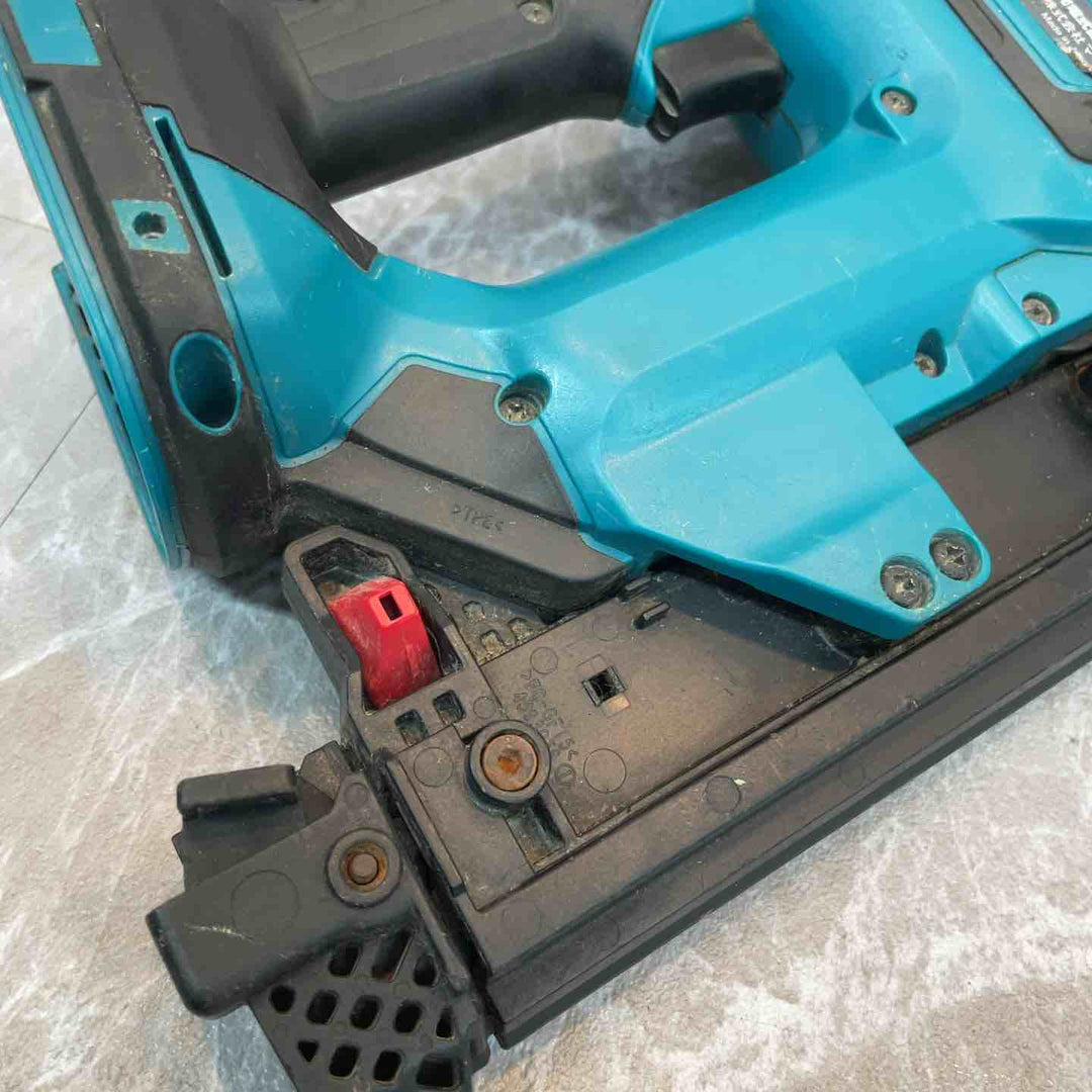 ◇マキタ 充電式35mm面木釘打ち機 FN350DZ【越谷店】
