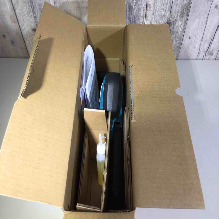 ★マキタ(makita) コードレスハンディソー MUC029GZN【戸田店】