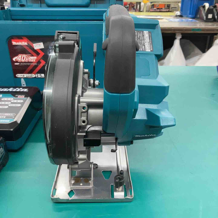 ★マキタ(makita) コードレスチップソーカッター CS003GRDX　充電回数3回 1回【戸田店】