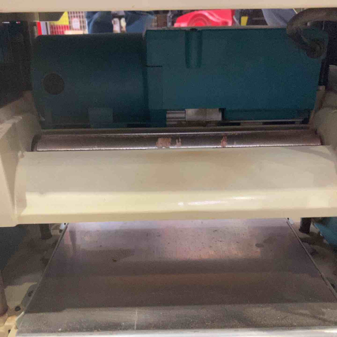 【店頭受取り限定】☆マキタ(makita) 自動カンナ 2012NB【町田店】