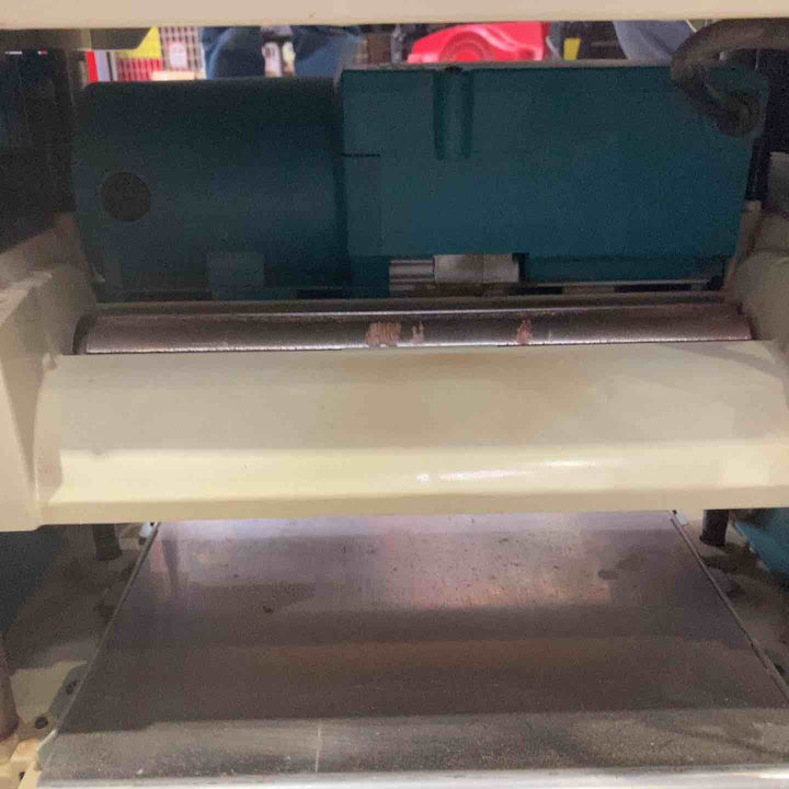 【店頭受取り限定】☆マキタ(makita) 自動カンナ 2012NB【町田店】