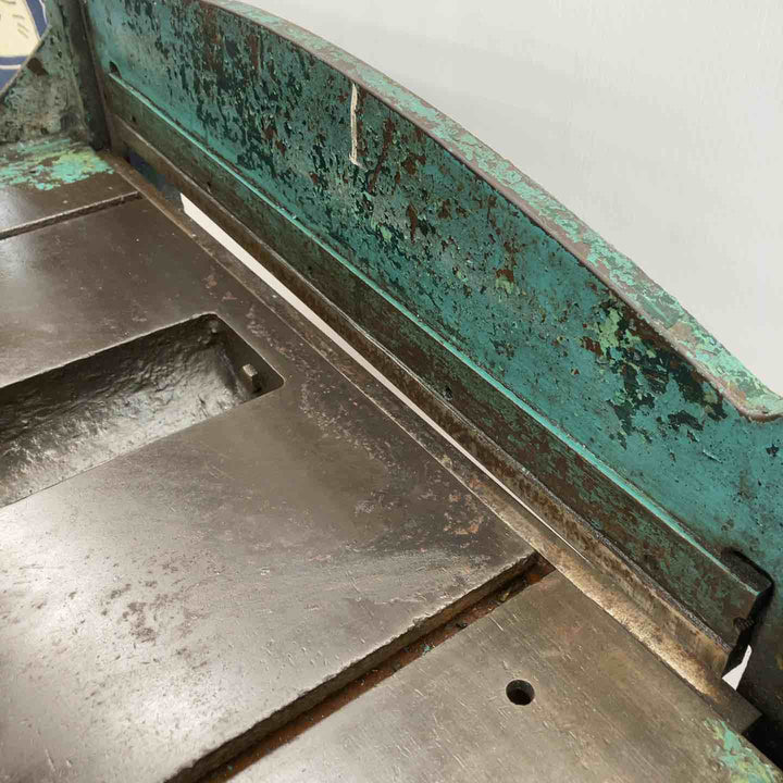 【店頭受取り限定】メーカー不明　足踏み鉄板切断機【川越店】